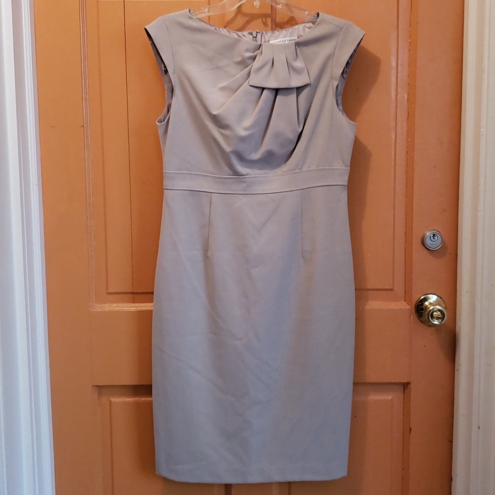 Ladie's Dress Sandra Darren size 8